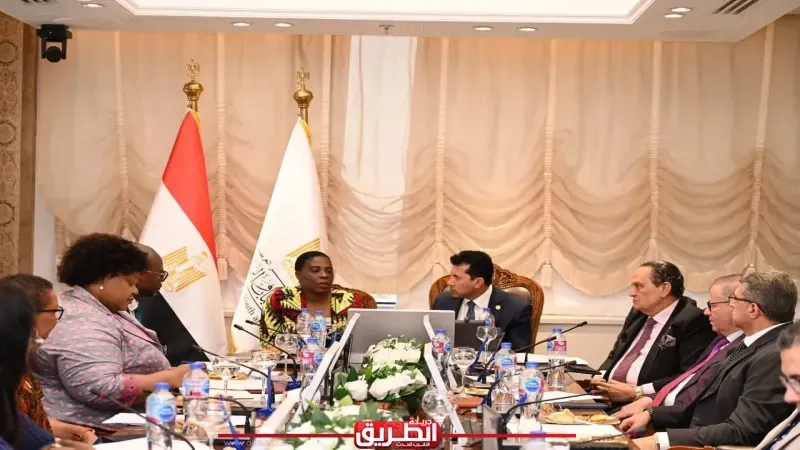 وزير الشباب والرياضة يستقبل وفد الاتحاد الأفريقي 'AU' لبحث آخر الأعمال الخاصة باستضافة مصر لدورة الألعاب الأفريقية 2027