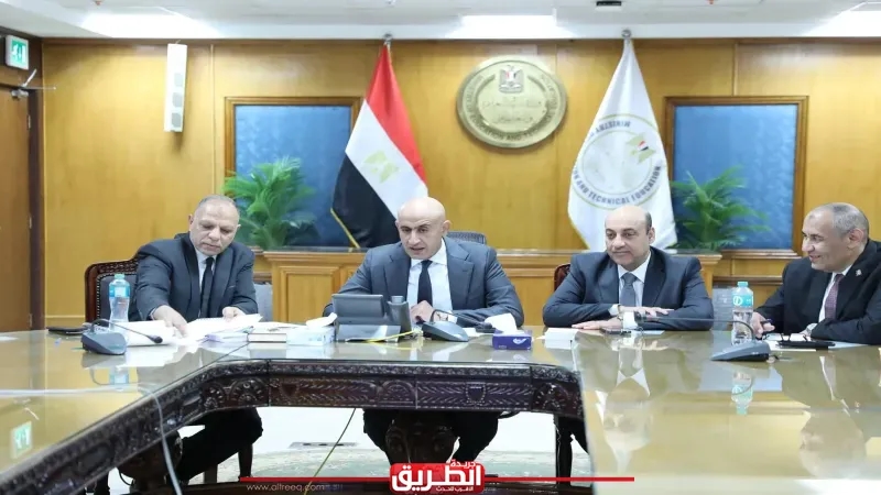 وزارة التربية والتعليم تستعرض تقرير غرفة العمليات لامتحانات الثانوية العامة (الدور الأول) للعام الدراسي 2024 / 2025