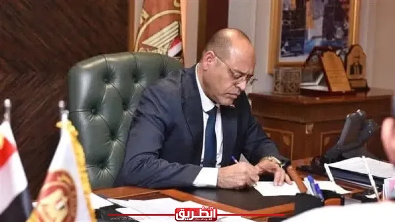 وزير العمل: 8 إجراءات عاجلة اتخذتها 'شركة أديس' لتعويض أسر العاملين ضحايا حادث غرق 'أدمارين 12 ' في خليج السويس