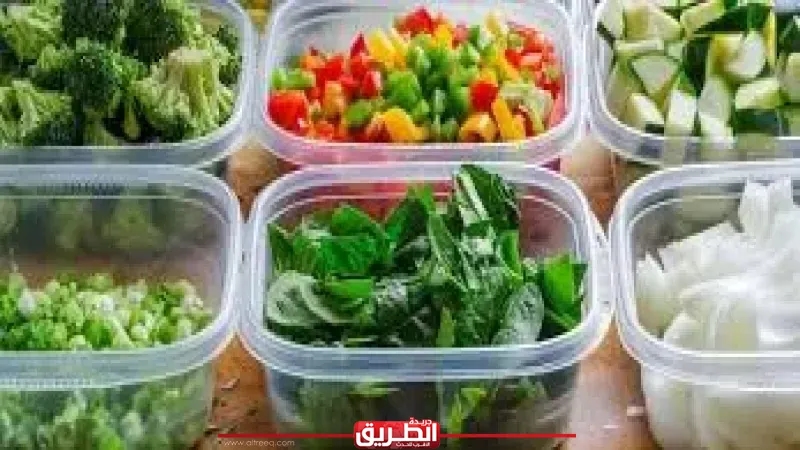 شاهد.. باحثة تكشف عن الطريقة السليمة لتخزين الطعام
