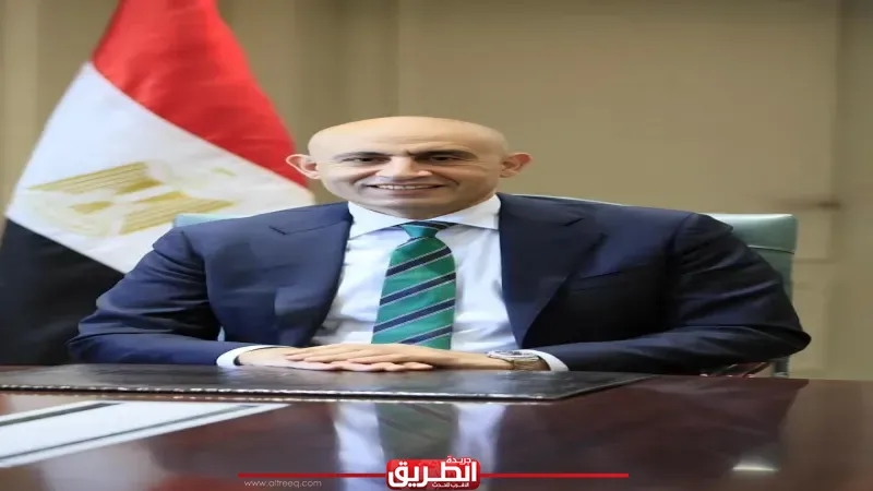 وزير التربية والتعليم يعتمد جداول امتحانات الدبلومات الفنية للدور الثاني للعام الدراسى 2024 / 2025