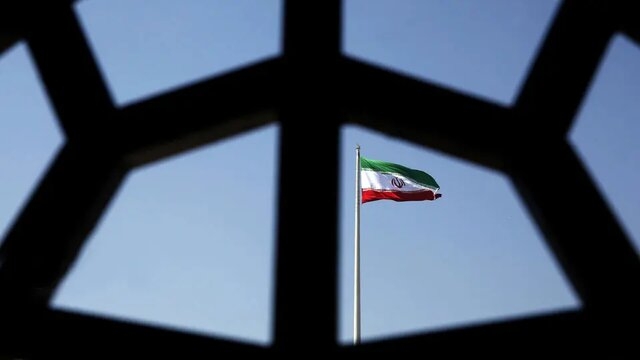 جهاز ايراني لاختبار تسرب الهواء ينافس النماذج الاجنبية