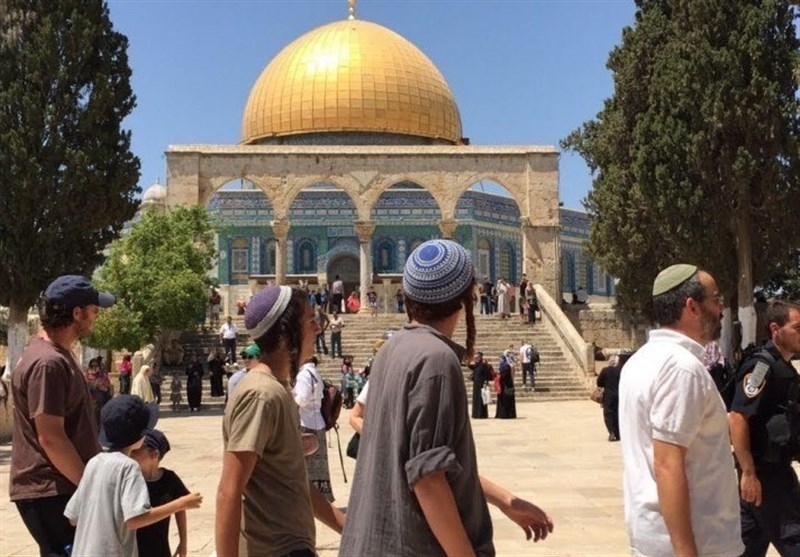 الجهاد الإسلامي تندد بتدنيس الأقصى المبارك