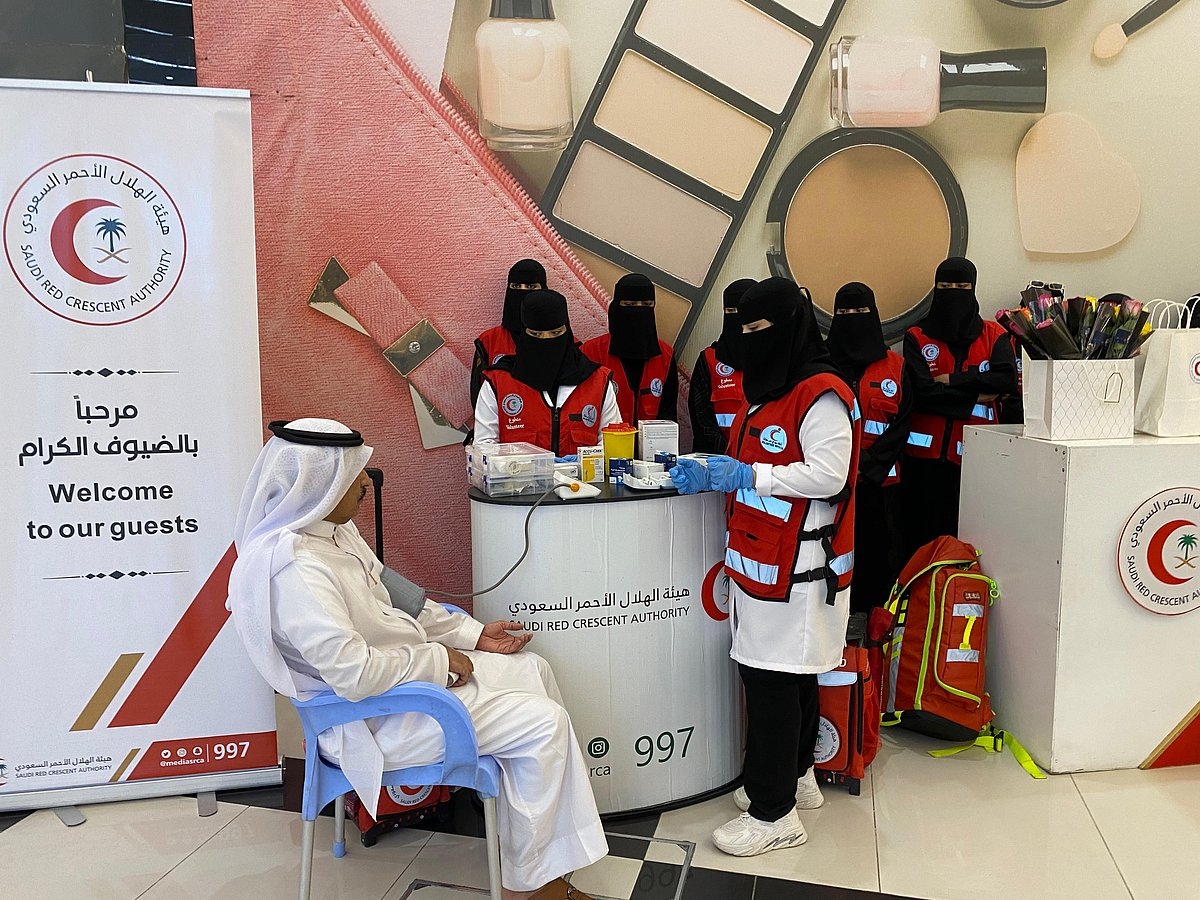 اخبار السعودية : هلال نجران يُفعّل اليوم العالمي للهلال الأحمر والصليب الأحمر بفعاليات توعوية ومعرض تثقيفي