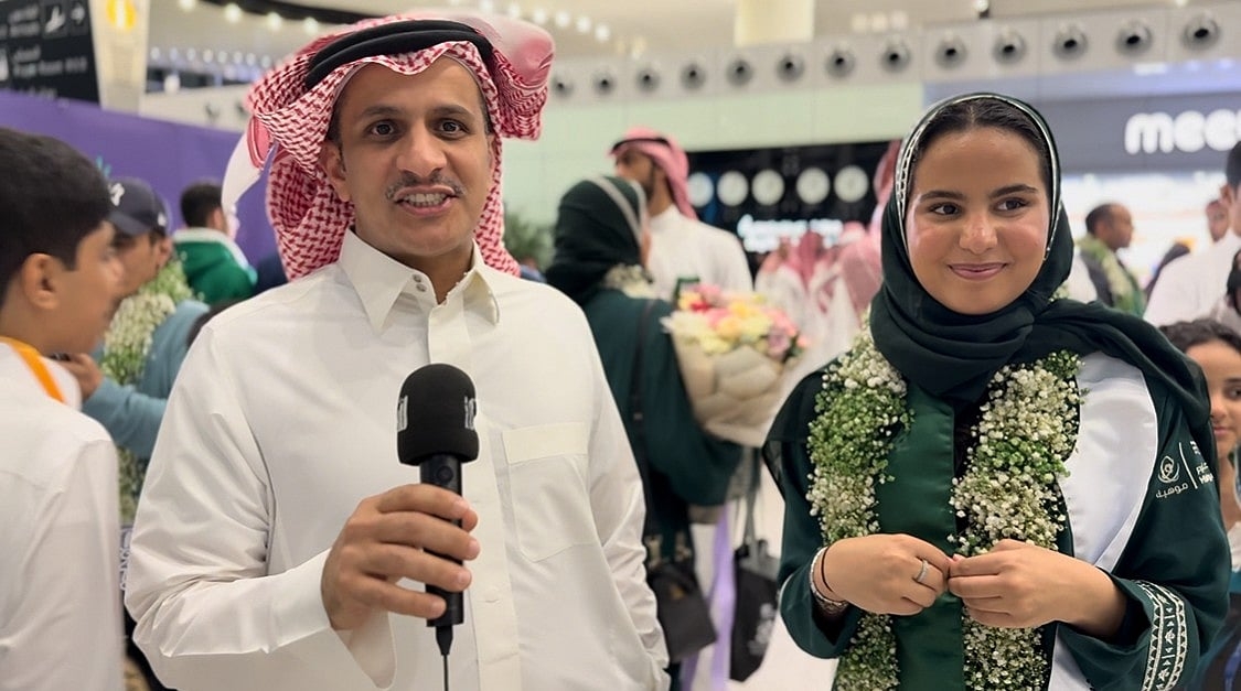 اخبار السعودية : بالفيديو.. "يد الامتنان" على طريقة ولي العهد: المنتخب السعودي يحتفل بحصد 23 جائزة عالمية في "آيسف 2025"