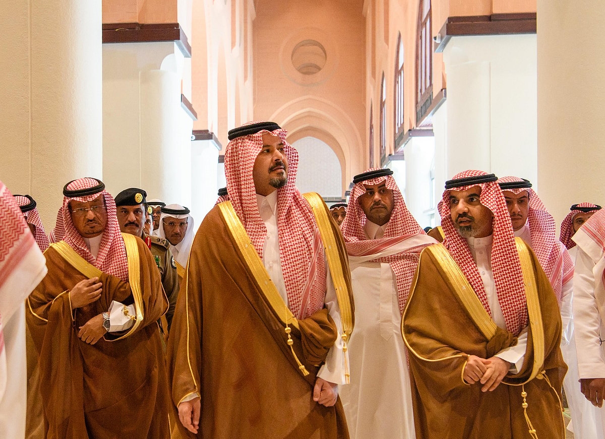 اخبار السعودية : أمير المدينة المنورة : المواقع الخدمية على طرق الحجاج ركيزة أساسية في منظومة العناية بضيوف الرحمن