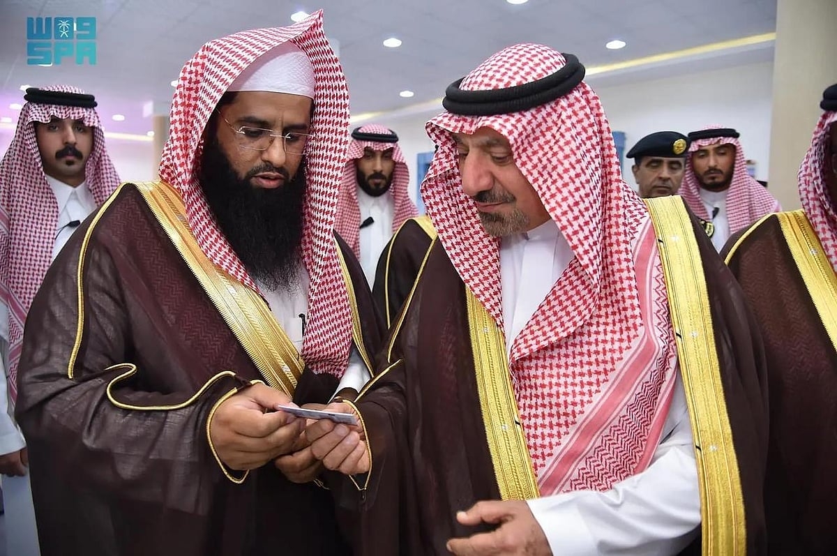 اخبار السعودية : أمير نجران يتفقَّد مدينة الحجاج ويطلع على خدمات هيئة الأمر بالمعروف بمنفذ الوديعة