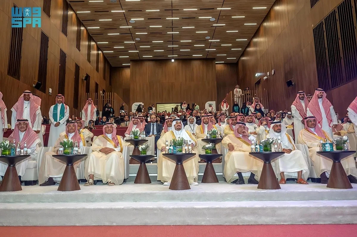 اخبار السعودية : نائب أمير الرياض يفتتح مجمع مدارس الرياض الجديد في "مسك" ويدشّن منظومة تعليمية بمعايير عالمية