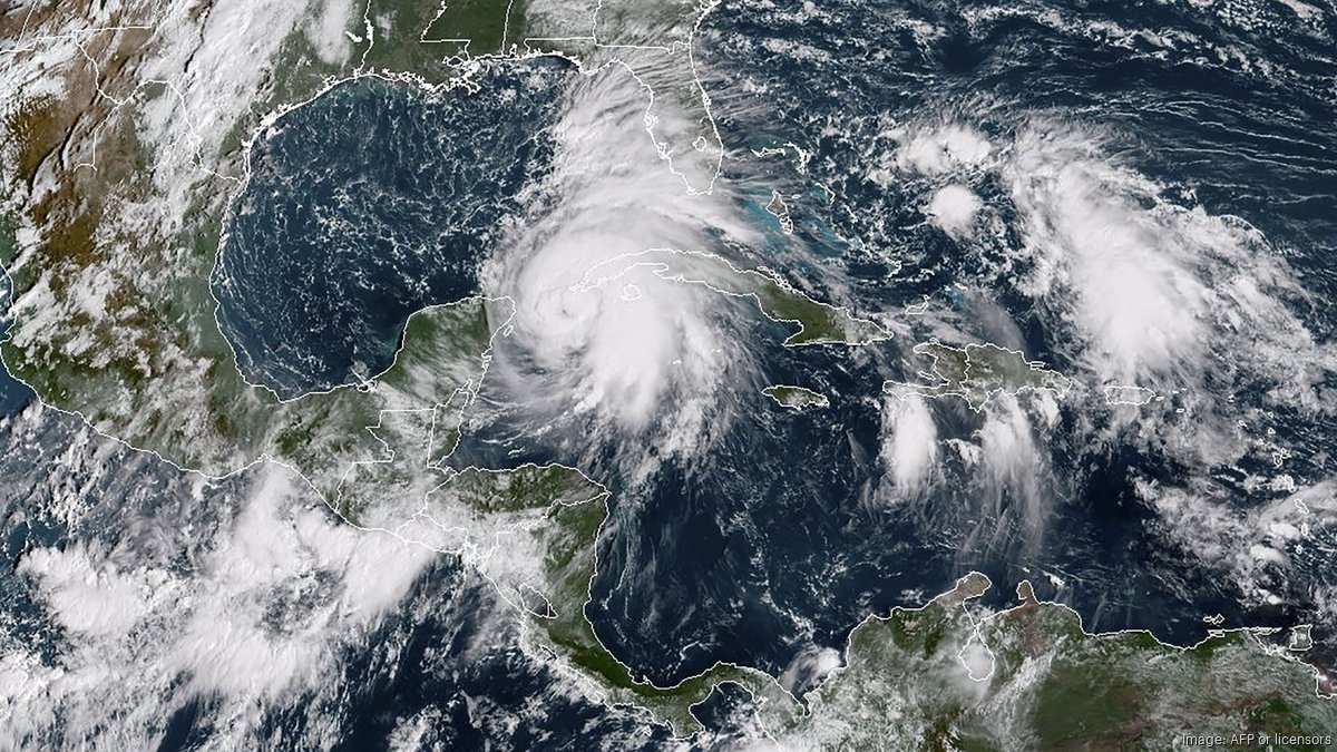 Florida braces for hurricane season amid federal weather cuts