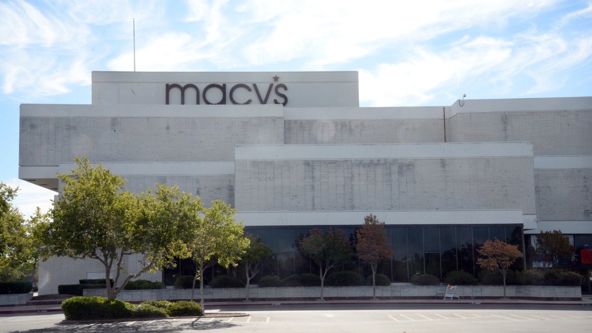 Ethan Conrad drops plan to buy Sunrise Mall