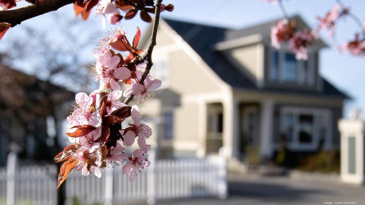Spring housing market stagnates despite increased listings