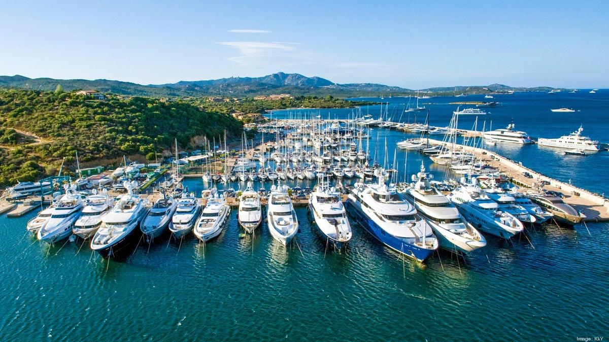 MarineMax opens South Florida marina