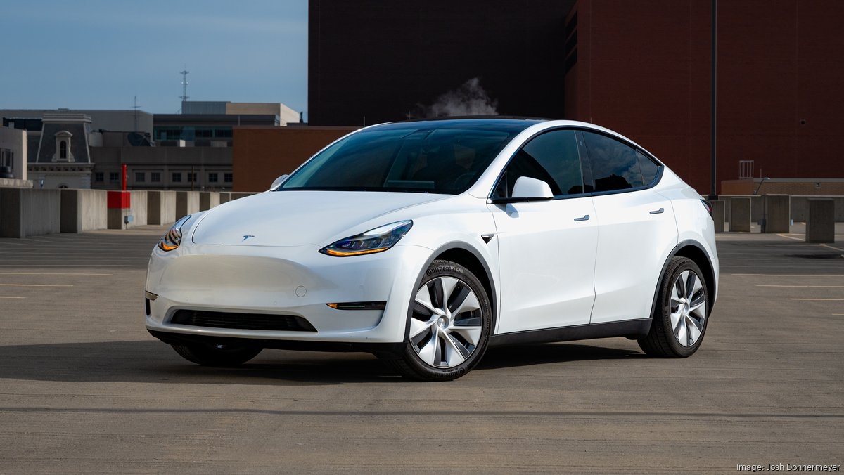 Tesla boasts of an autonomous delivery of a car