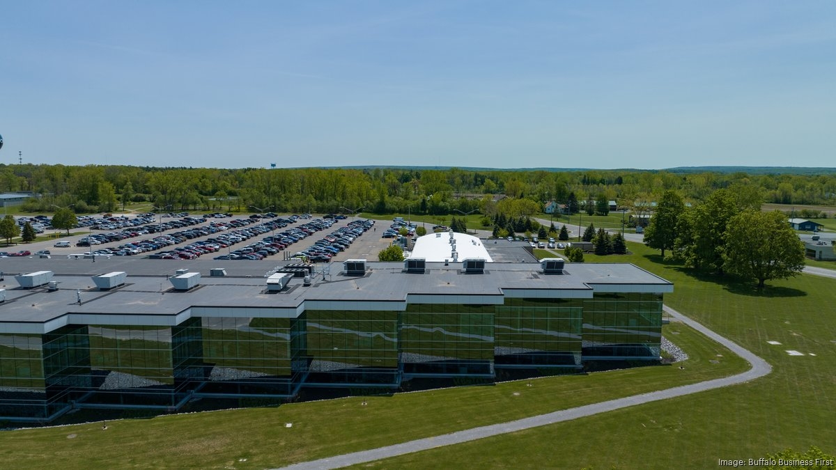 Moog CEO Pat Roche discusses plan for up to $20 million in tariff impacts