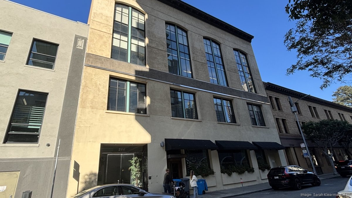 A building in San Francisco's trendy Jackson Square is heading to foreclosure auction
