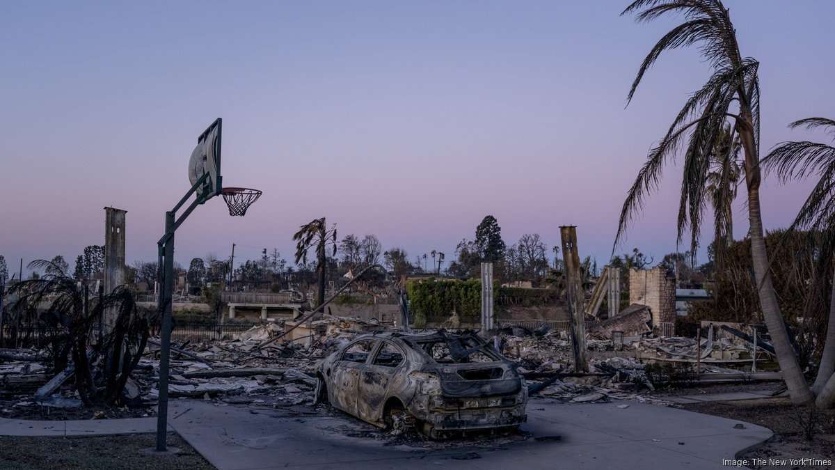 Karen Bass signs orders to aid rebuilding in Pacific Palisades