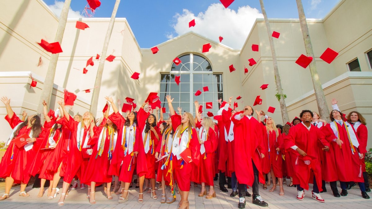 Guiding every step: The Carrollwood Day School college counseling advantage