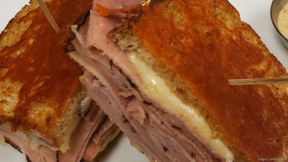 Liberty Social Bar & Kitchen opens in Powell in former Gallo's space