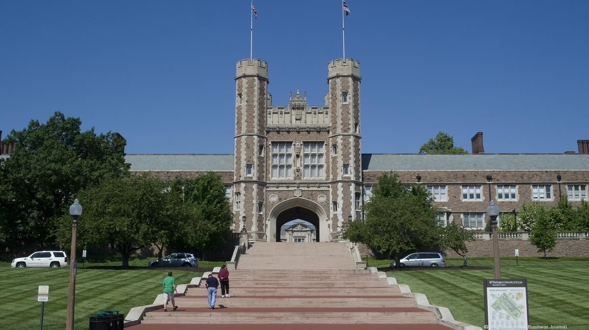 Kents' $10M gift to WashU's Olin Business School fuels deanship, health initiative