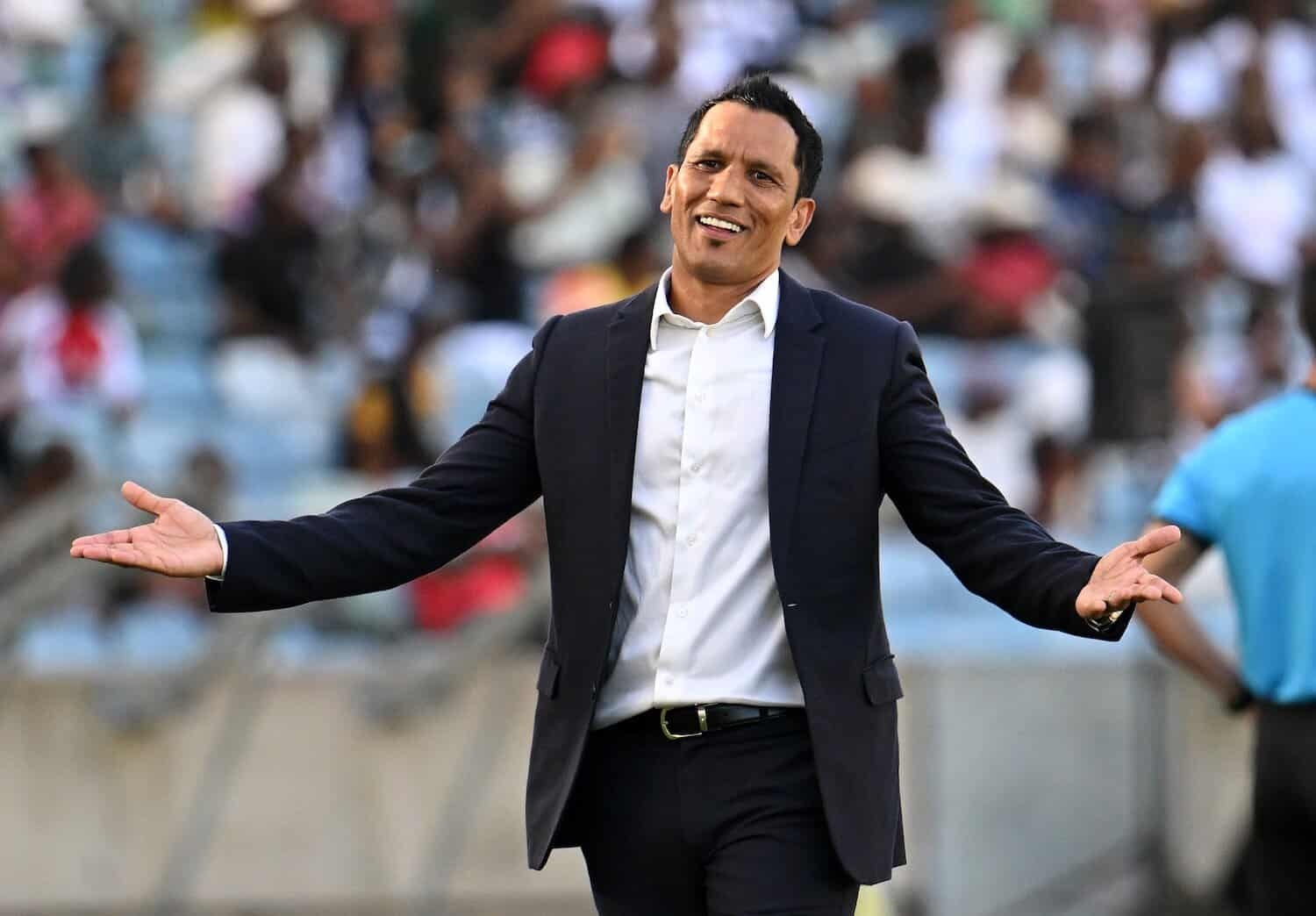 Fadlu Davids turns down Orlando Pirates