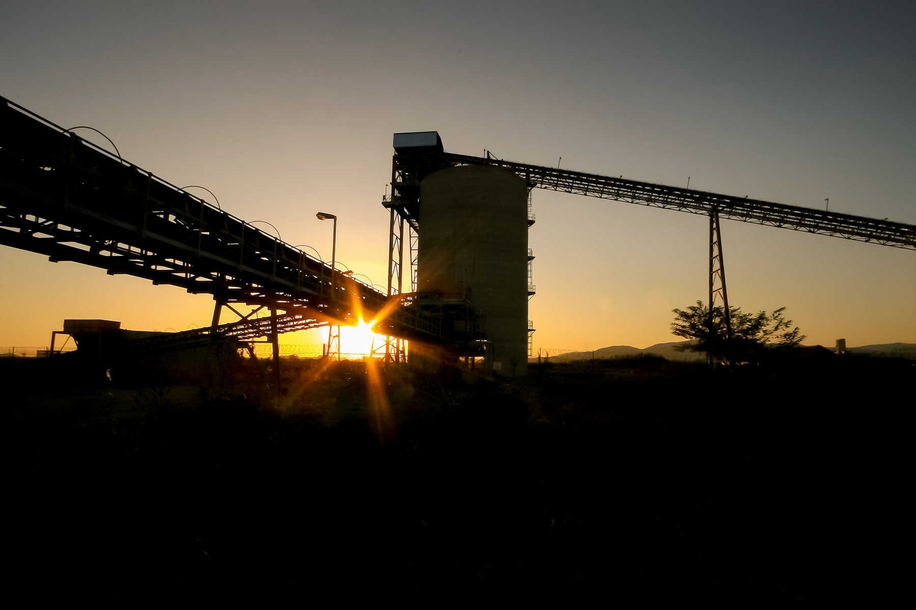 Here's why Amplats will still pay Anglo R1.6bn a year after unbundling