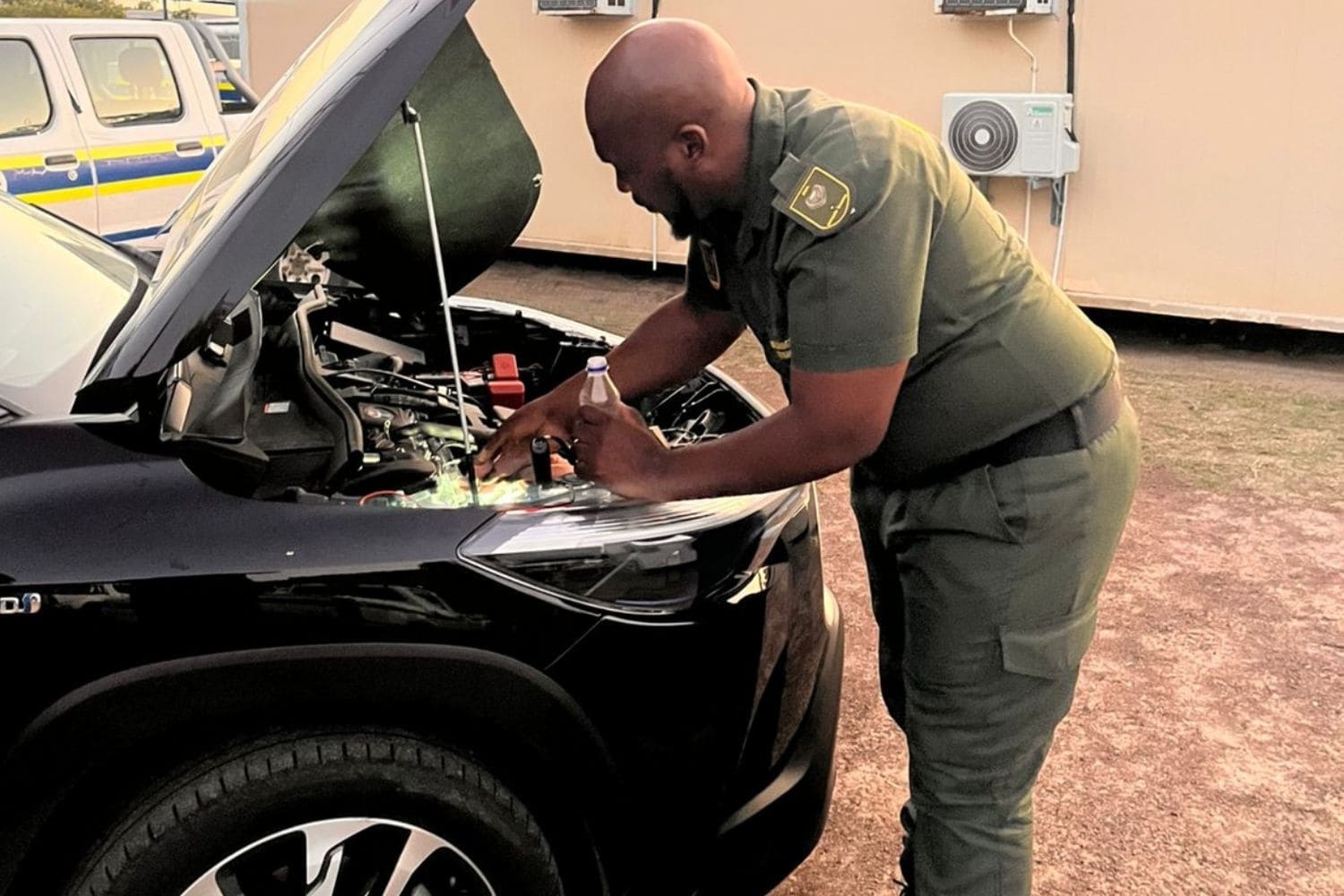 Border guards intercept cross-border criminal syndicate at Kosi Bay