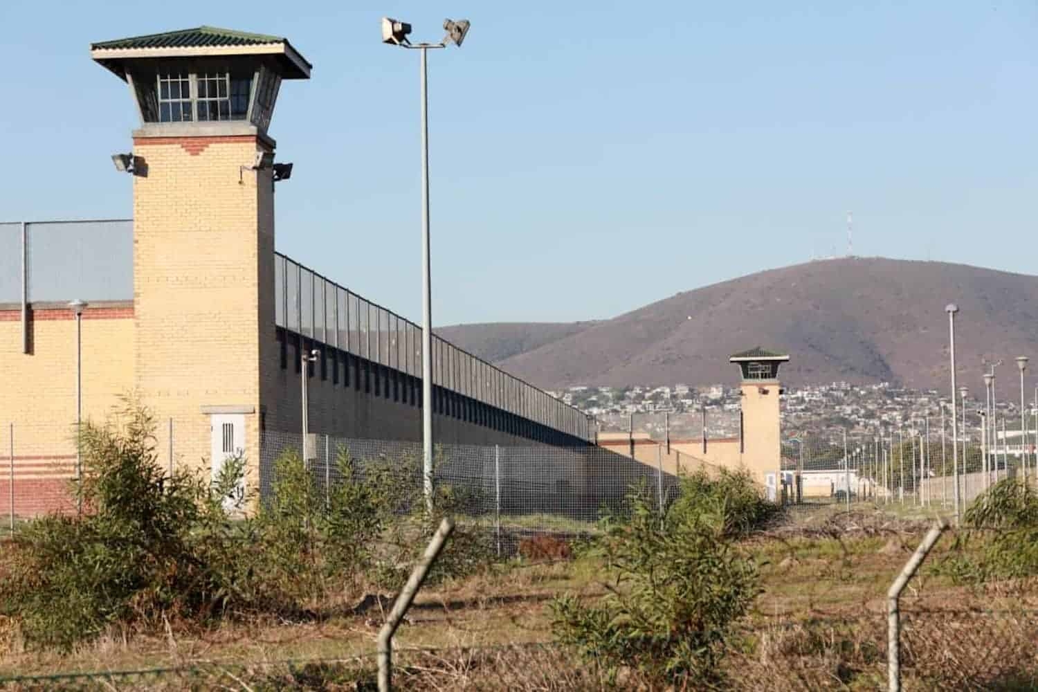 Four officials suspended after inmate dies at Goodwood prison