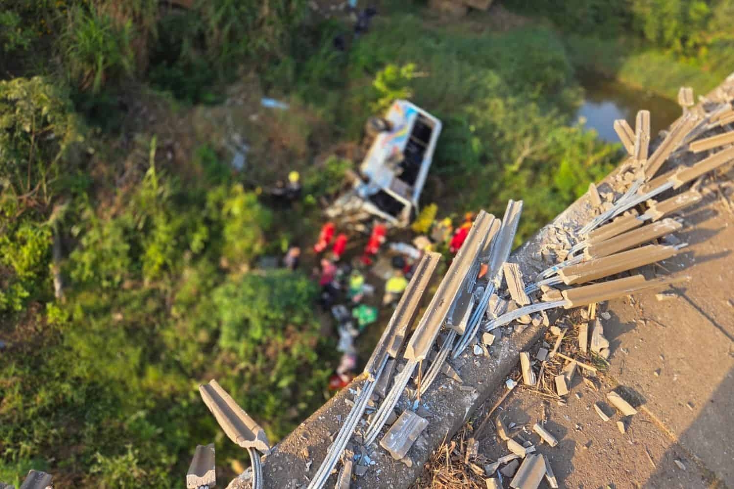 Three people killed, 12 injured after bus plunges off KZN bridge