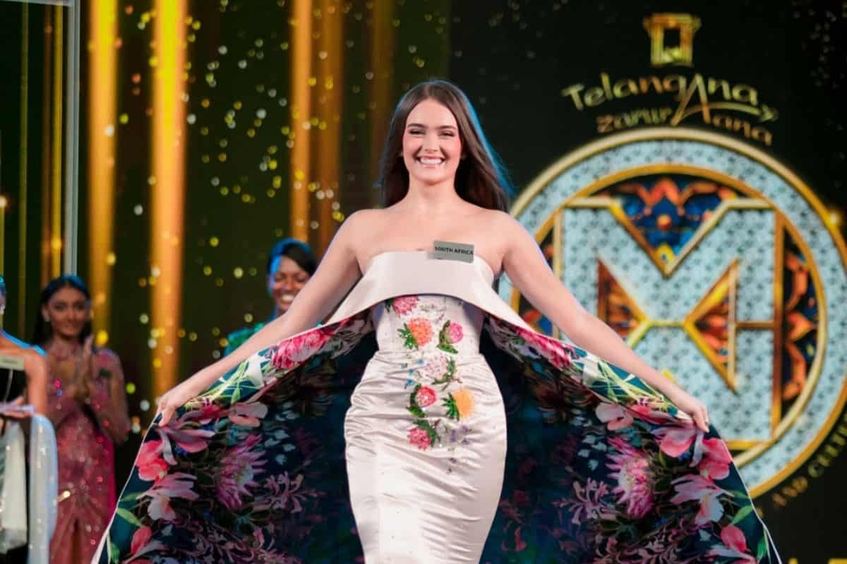 Zoalize Jansen van Rensburg wins big at the Miss World 2025 competition