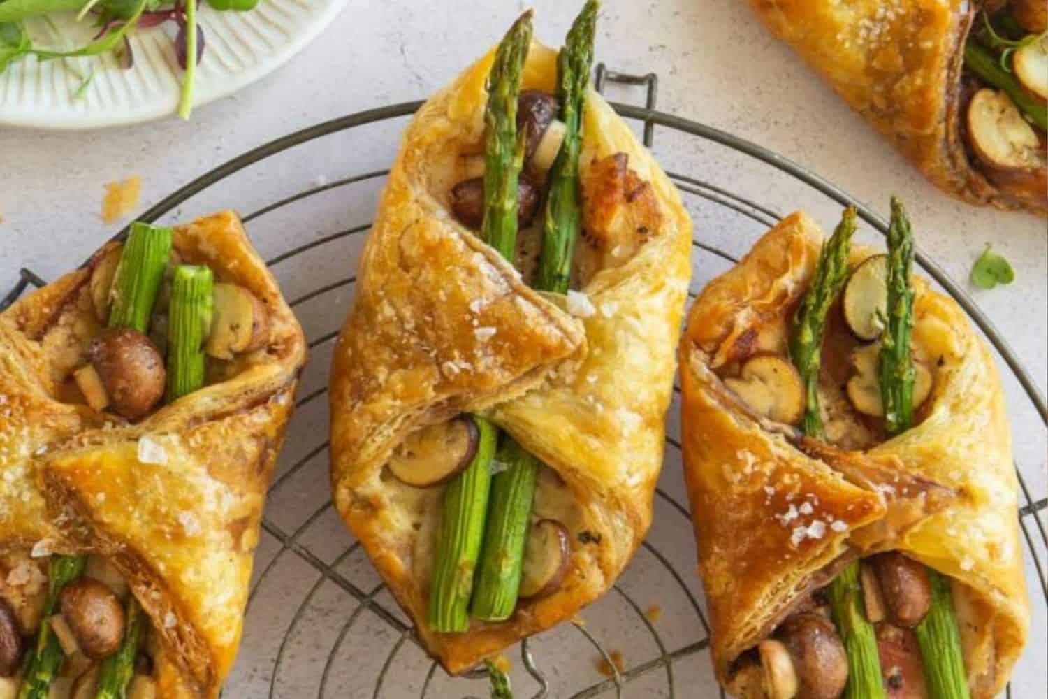 Recipe of the day: Open party pies