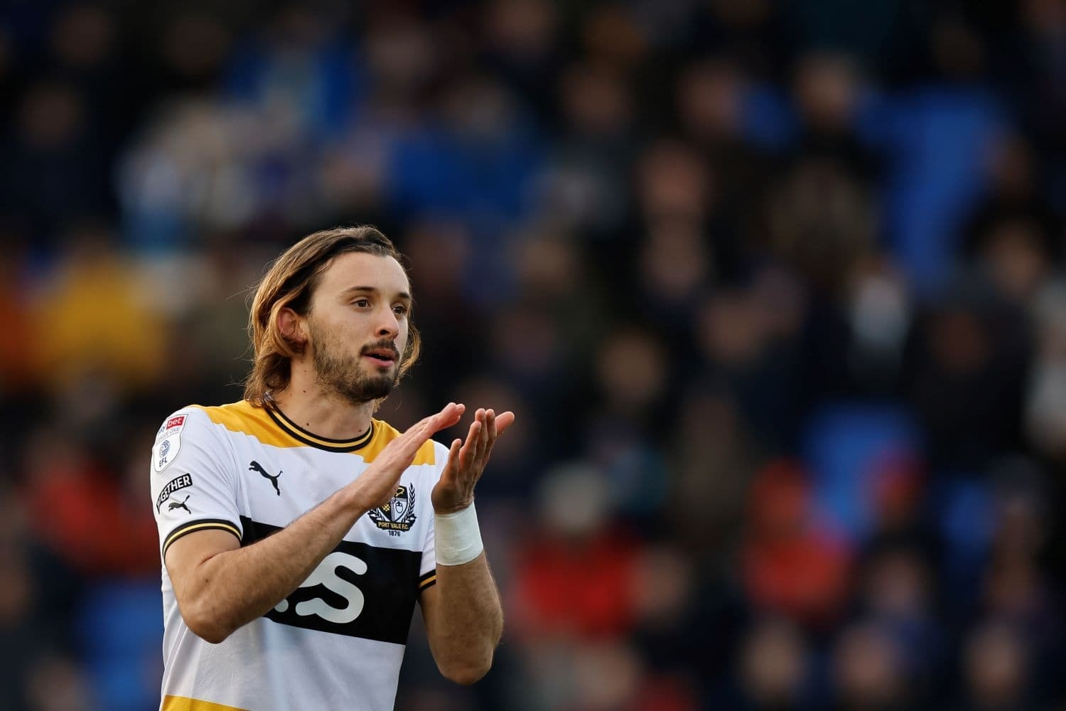 Chiefs sign new midfielder Chislett