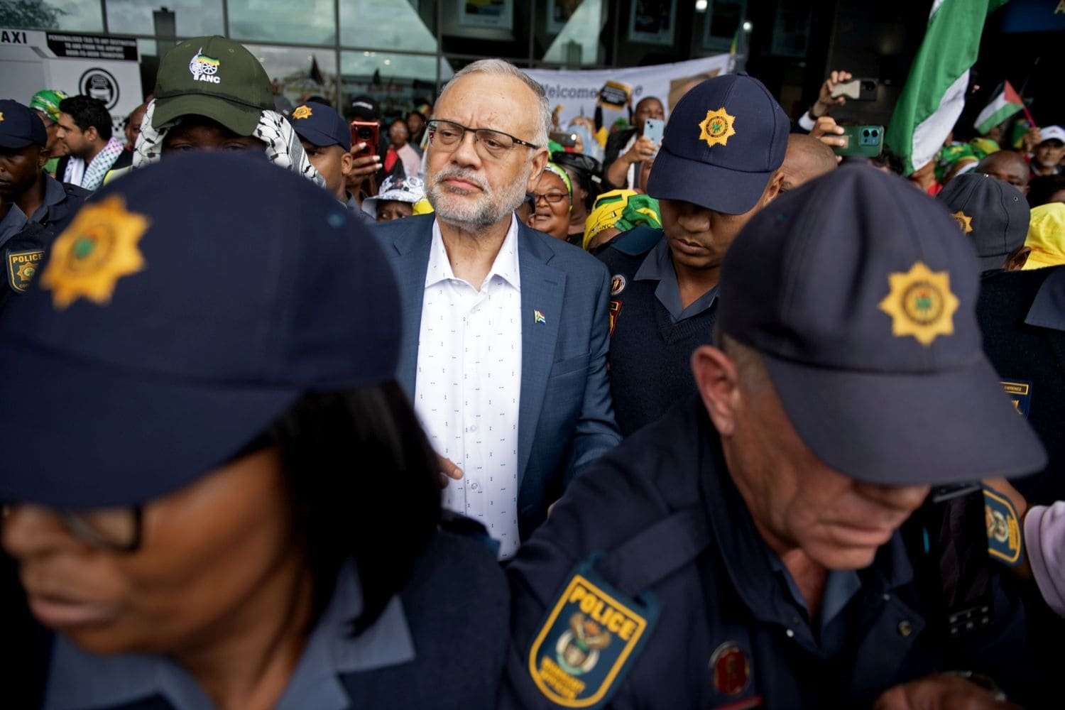 Here's why Rasool won't be able to help ANC reclaim the Western Cape