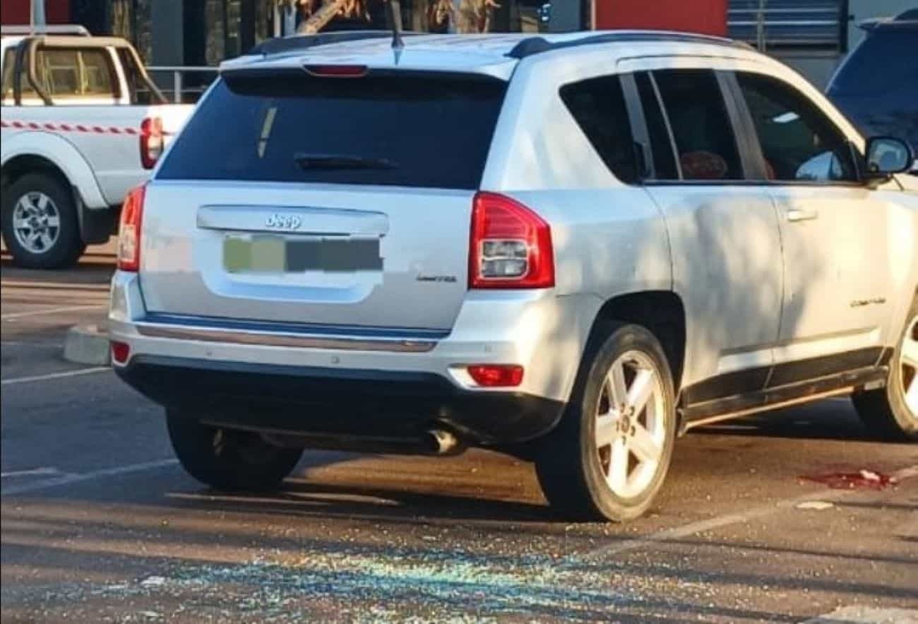 Elderly couple shot dead in parking lot of a shopping centre