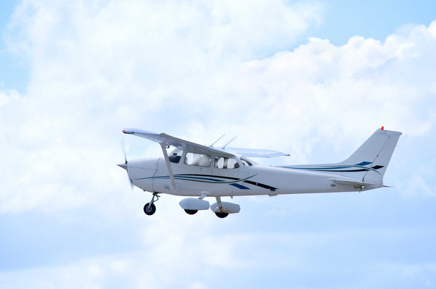 AIID probes cause of two plane crashes that claimed three lives
