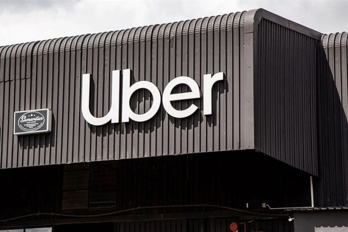 Uber to launch self-driving taxis in London in 2026