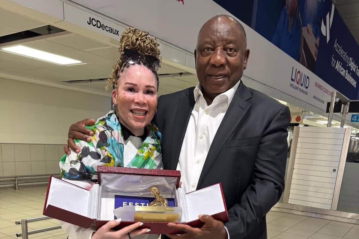 WATCH: Leleti Khumalo's unexpected encounter with Ramaphosa