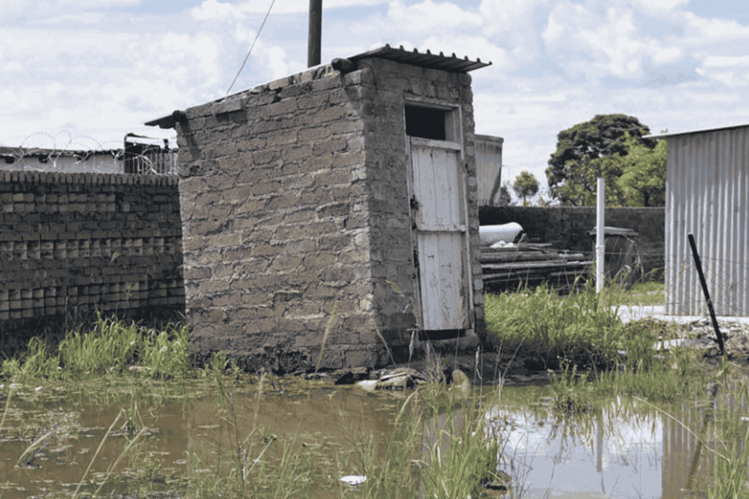 Reasons given for incomplete eradication of 10 000 bucket toilets