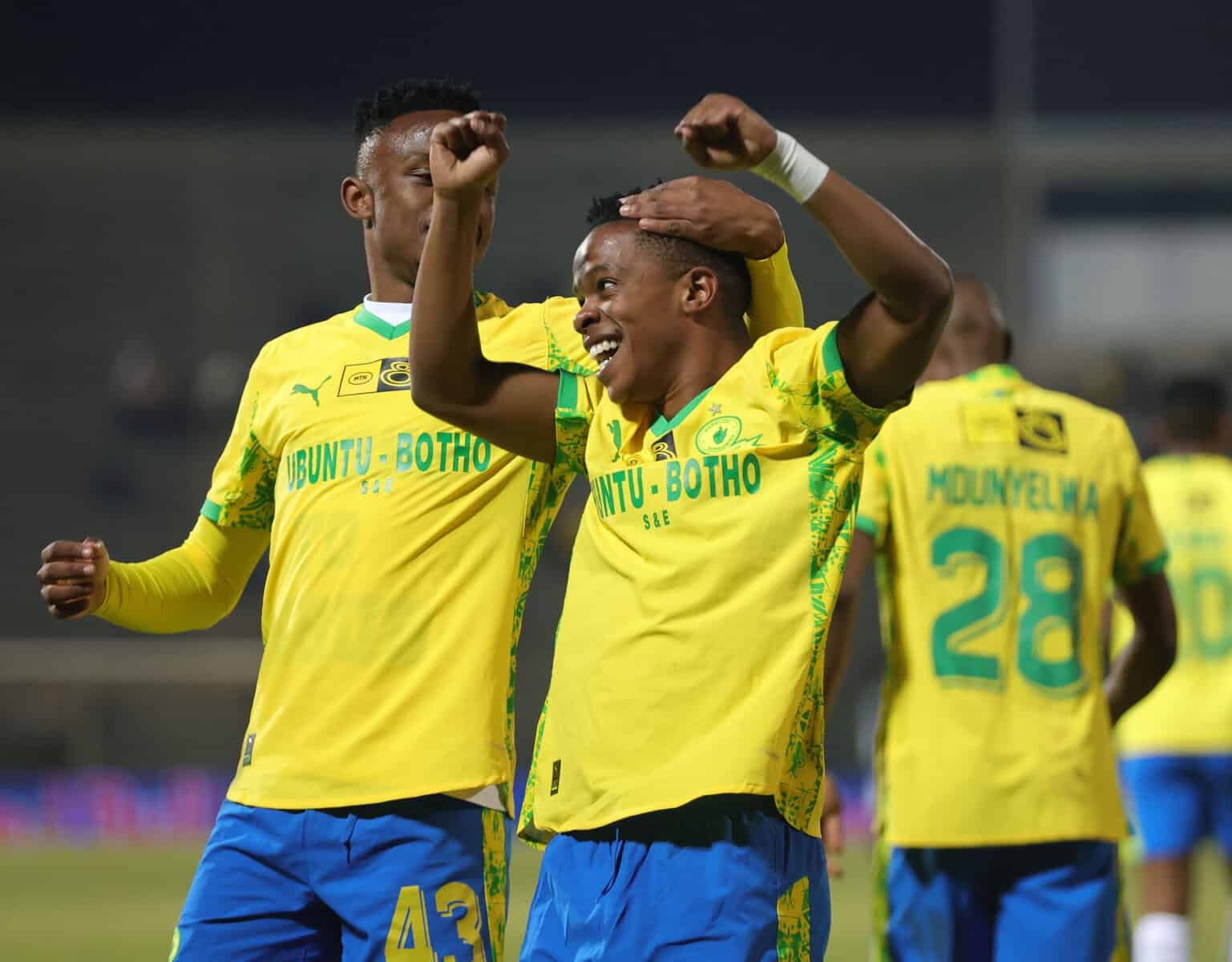 Sundowns' Cardoso backs young Mabena to step up