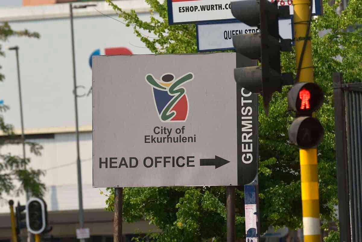 City monitors shutdown threat amid tariff backlash