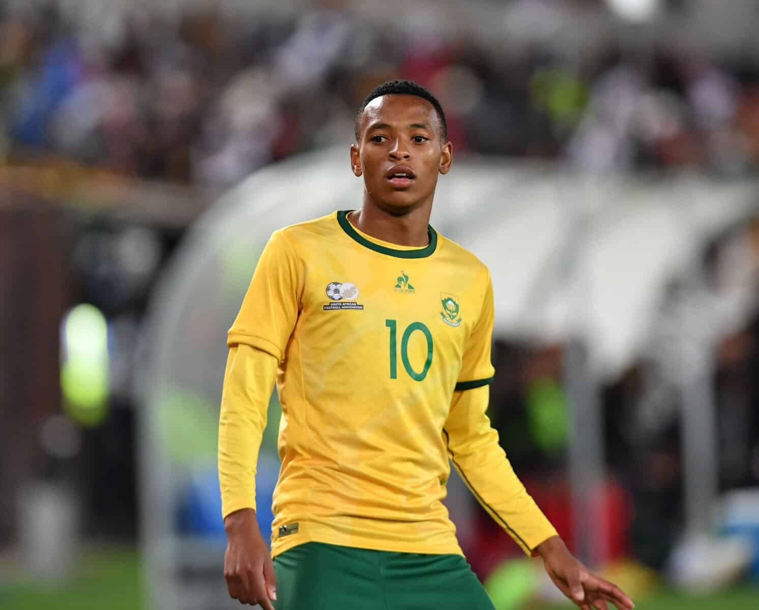 US club submit multi-million rand offer for Pirates' Mofokeng