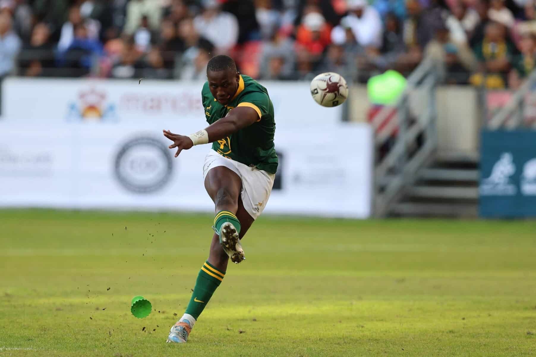 Sharks maintain selection strategy as Junior Bok star gets first start