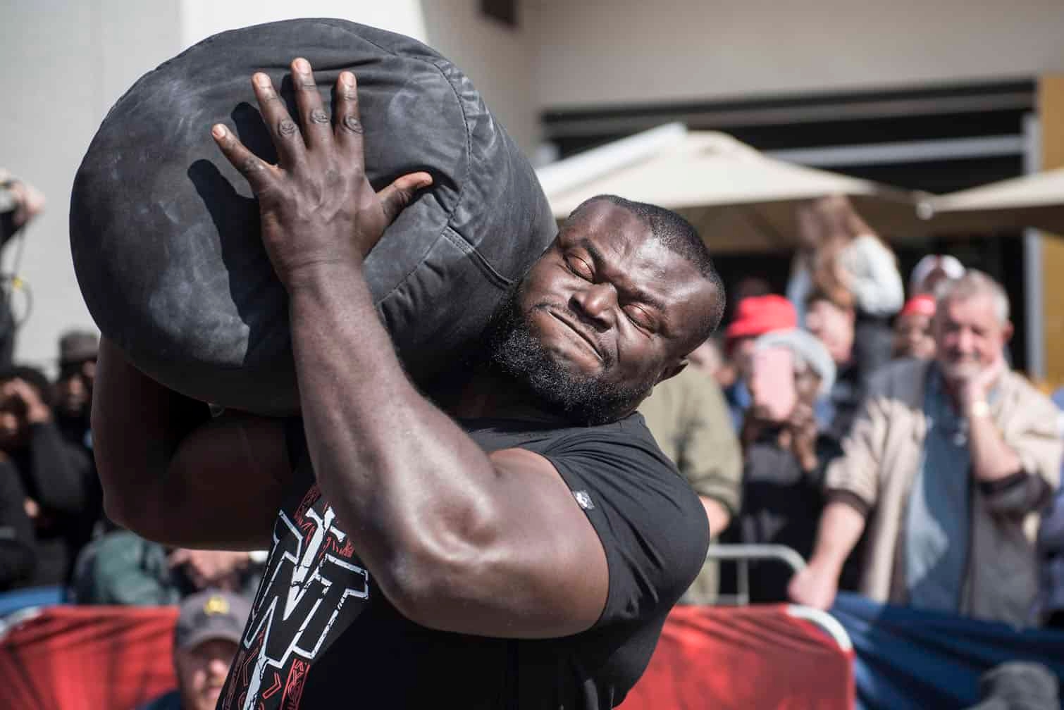 PICTURES: Strongman challenge at Randridge Mall