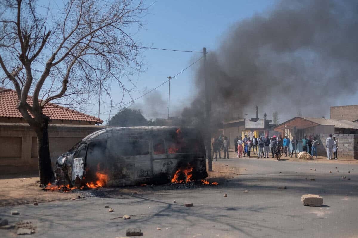 From Uber's arrival to driver's death: A decade of government failure on taxis