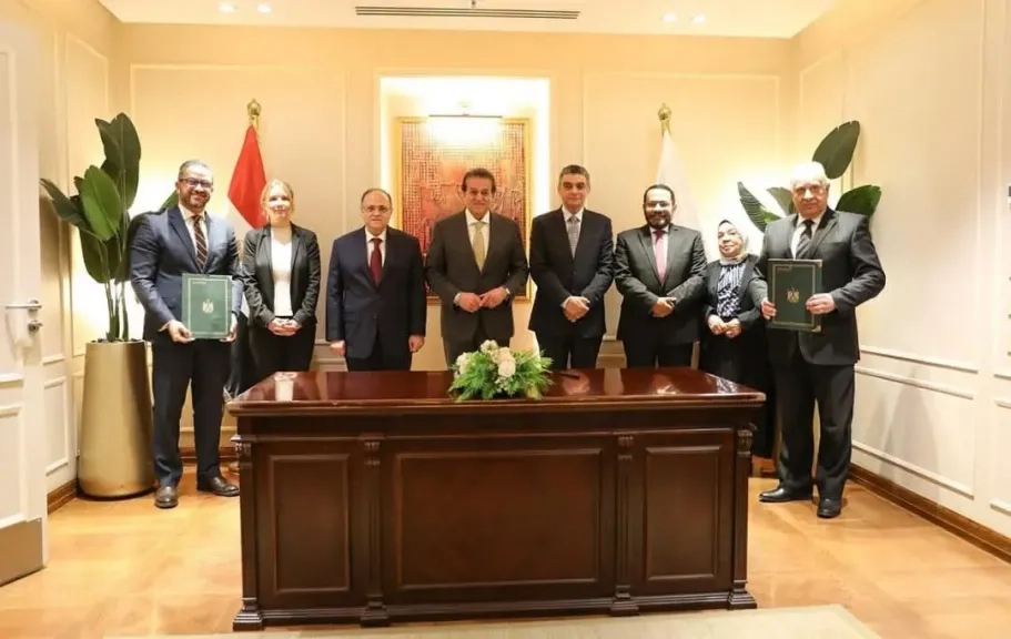 توقيع اتفاقية شراكة بين 'ساندوز' و'سيديكو' لإنتاج أدوية الأورام الأساسية محليًا