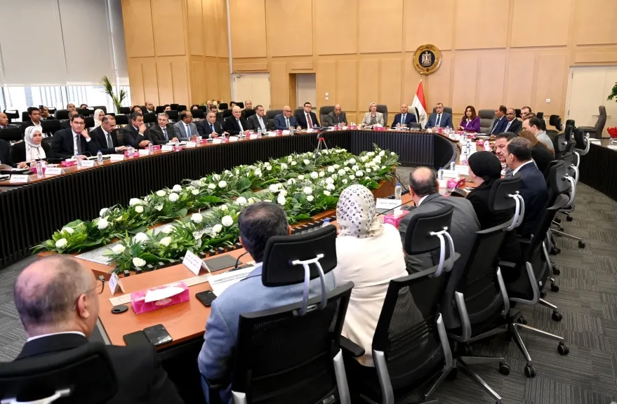 الوزير يترأس الاجتماع الحادي والعشرين للمجموعة الوزارية للتنمية الصناعية