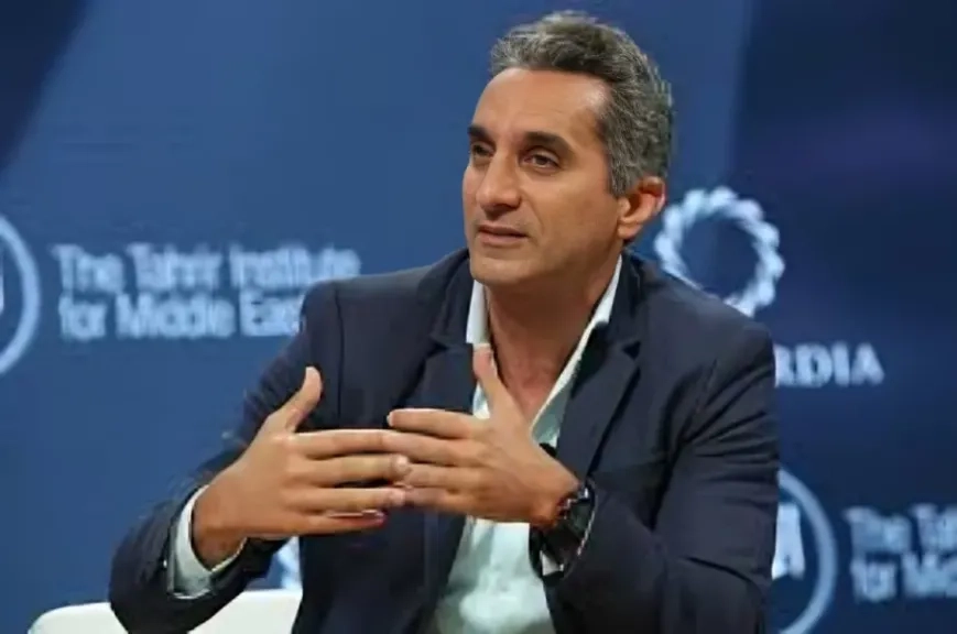 باسم يوسف يجري عملية جراحية دقيقة في العمود الفقري.. إليكم آخر التفاصيل عن حالته الصحية