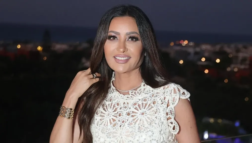الموت يفجع الفنانة لطيفة بوفاة شقيقها