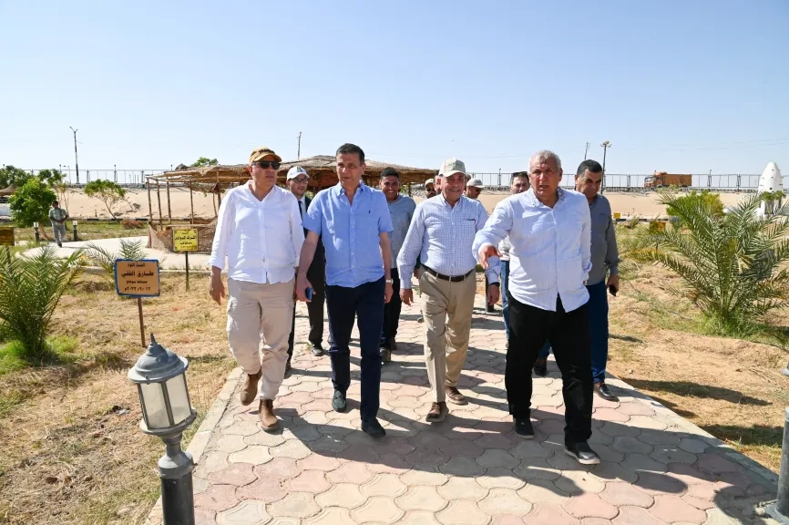 وزيرا الرى والزراعة يتفقدان المعمل المركزي للمياه الجوفية