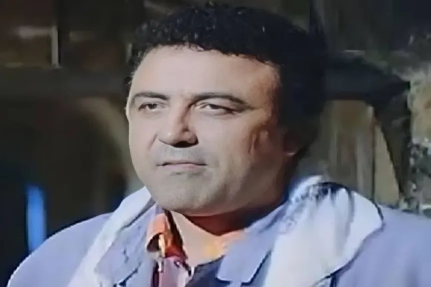 وفاة عماد محرم عن عمر 74 عامًا.. نجم 'العفاريت' يُغادر الحياة بعد جلطة دماغية