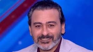 مغامرة أحمد عزمي مع ركوب الموتوسيكل فى لبنان.. خاص